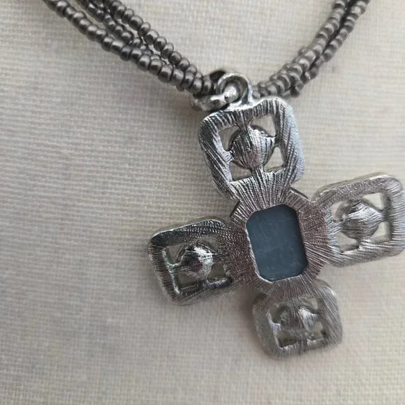 Choker Cross Necklace Short Statement Pendant Black Stone Rhinestone Dress - Picture 5 of 5